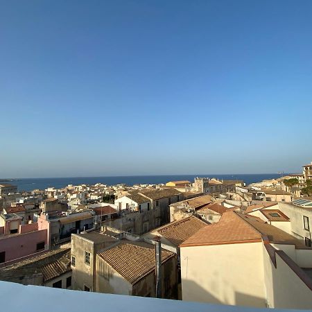 シラクーサTerrazza Dei Mori - Seaview Terrace In Ortigiaアパートメント エクステリア 写真